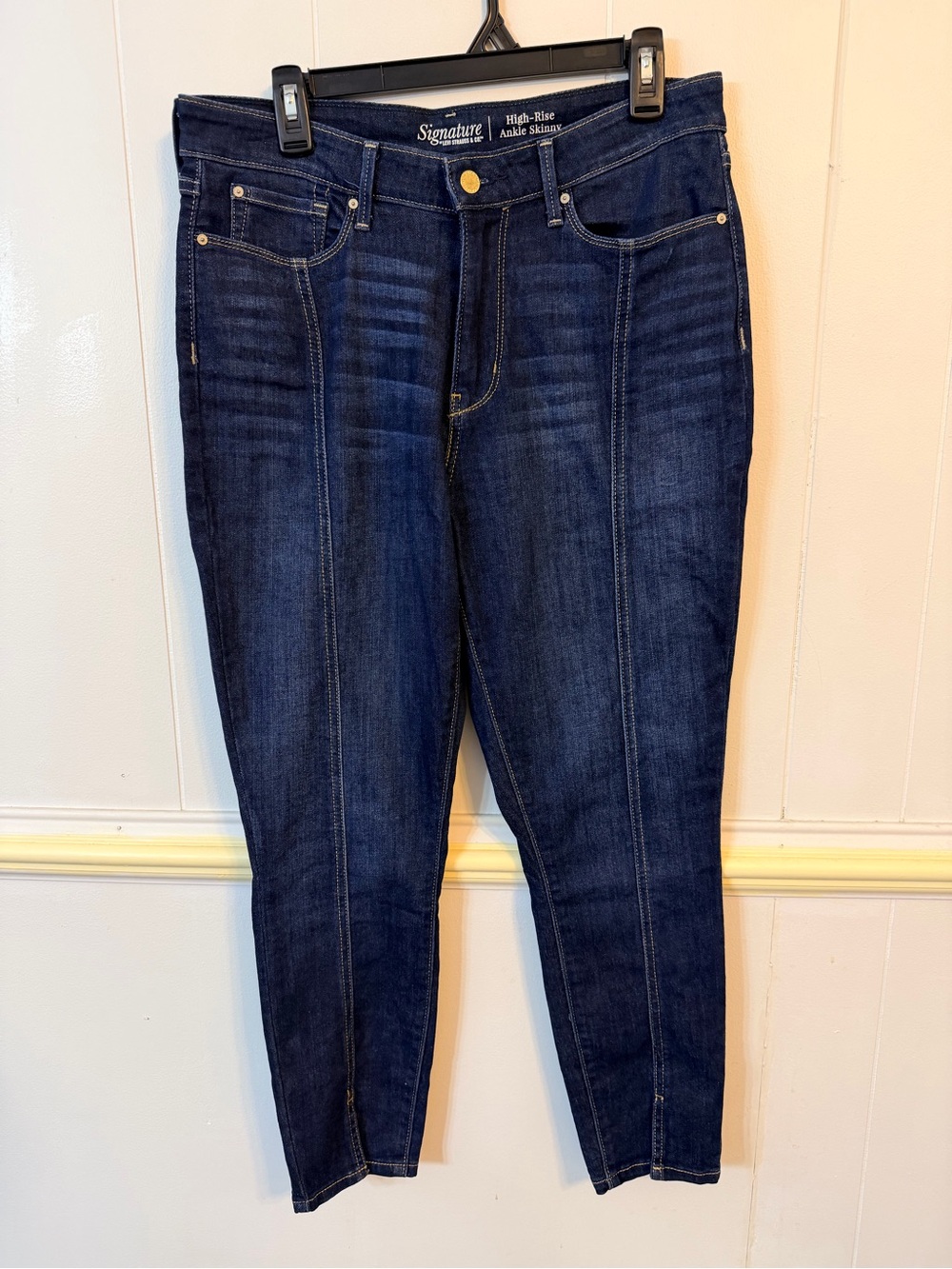 Levi's Dark Blue High-Rise Ankle Skinny Jeans - Size 14